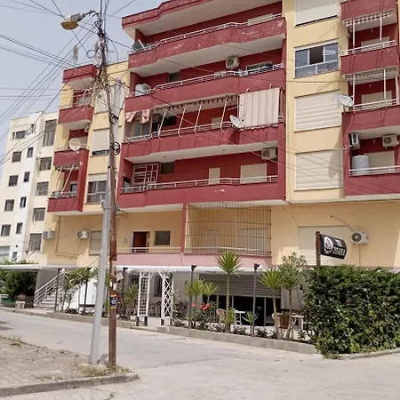 Family With Balcony Appartement Golem (Tirana)